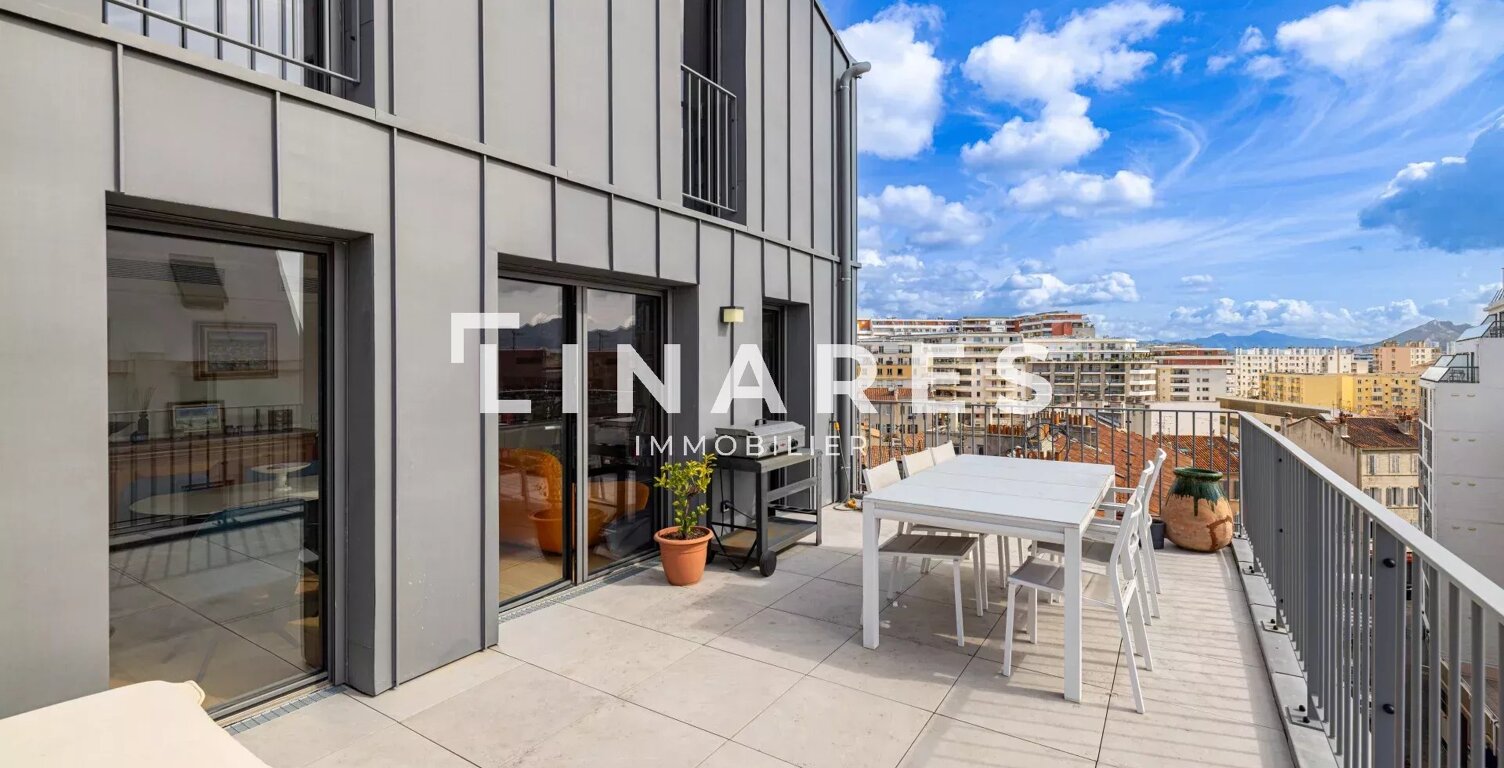 LE MAJESTUEUX - Appartement duplex T4 de 98m2 - Dernier étage - — photo 1