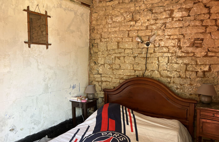 A VENDRE - Maison 3 pièces avec dépendances à Rivarennes — photo 3