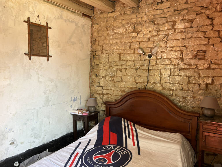 A VENDRE - Maison 3 pièces avec dépendances à Rivarennes — photo 1