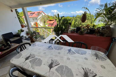 Immeuble  295650 €