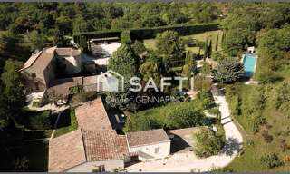 Maison 22 Pièces 591 m² à vendre à La Roque-sur-Pernes (84210)