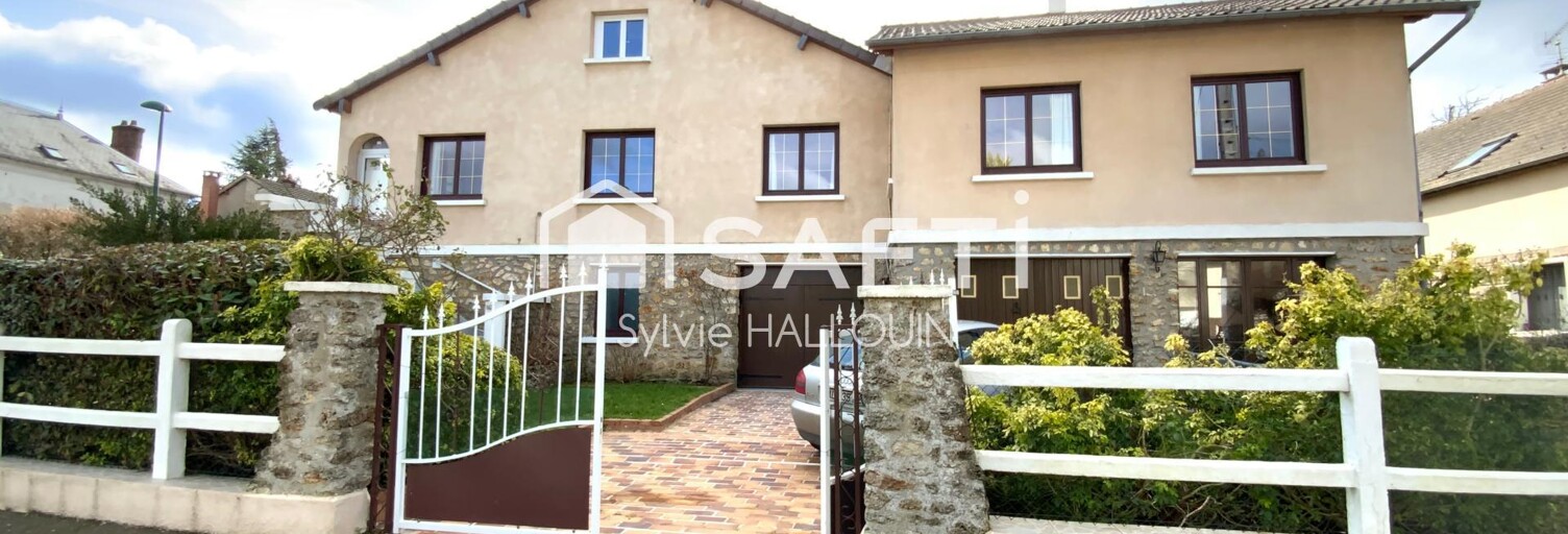 Maison 9 Pièces 160 m² à vendre à Les Essarts-le-Roi (78690)