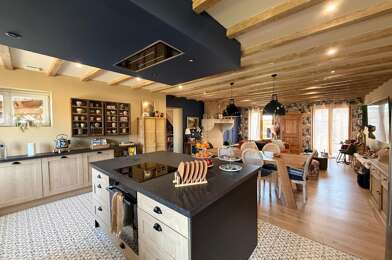 Maison 5 pièces 300000 €