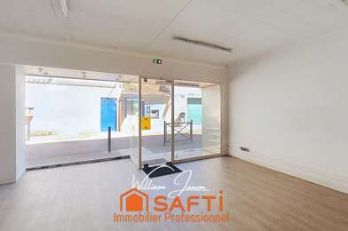 Commerce 2 pièces 416 €