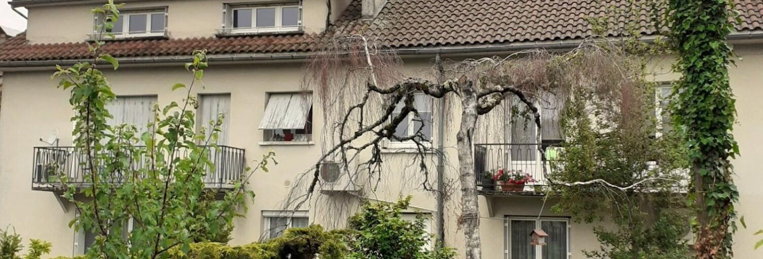 Immeuble  335 m² à vendre à Latronquière (46210)