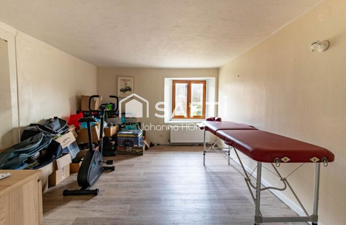 Maison mitoyenne à rénover 216 m2 à Fort potentiel — photo 4