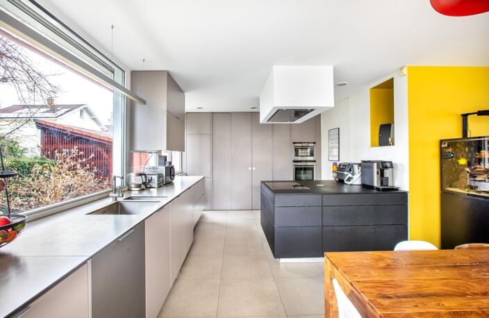 superbe maison d'architecte de 220m² avec piscine — photo 4