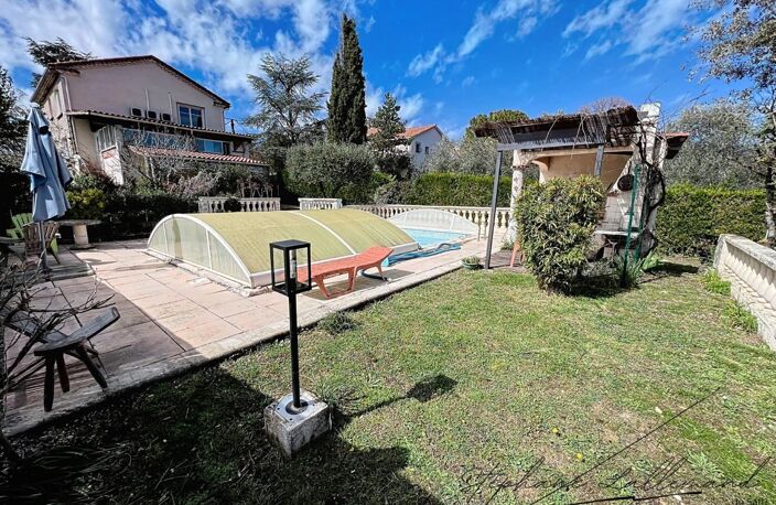 141 m², 4 chambres, piscine et jardin près d'Alès — photo 3