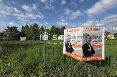 Terrain  66700 €
