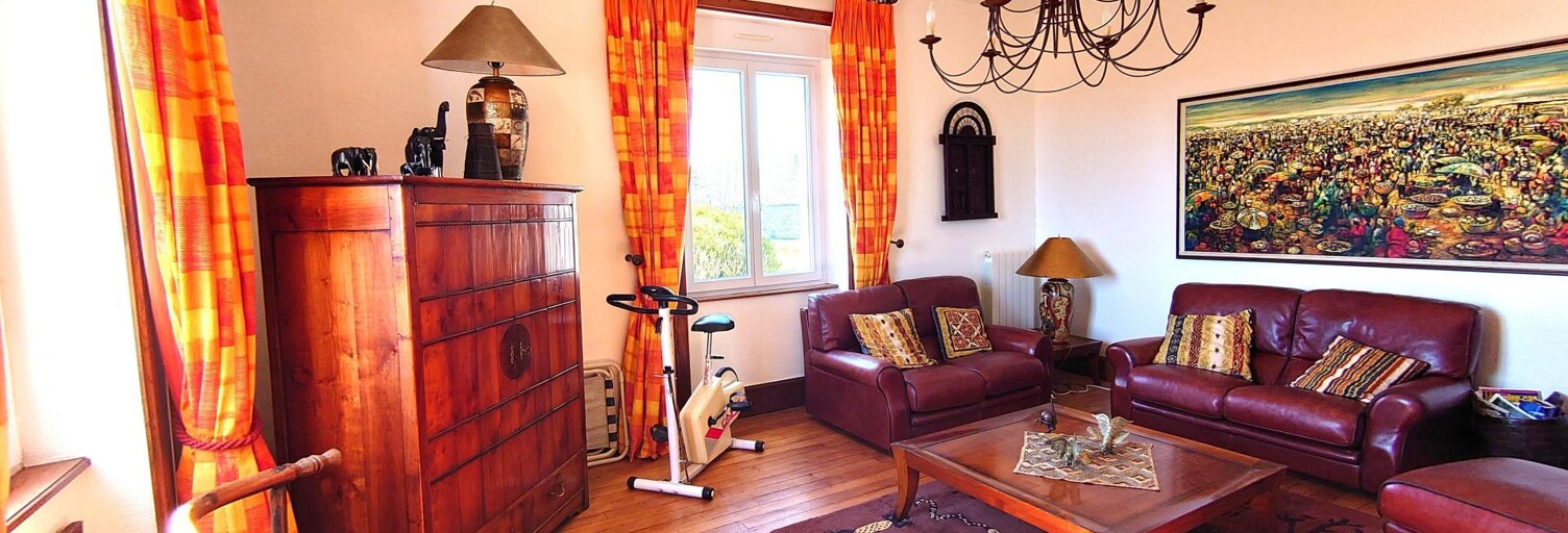 Maison 8 Pièces 246 m² à vendre à Bassignac-le-Haut (19220)