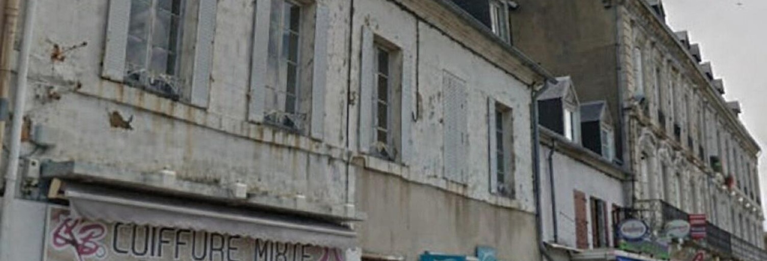 Immeuble  700 m² à vendre à Commentry (03600)