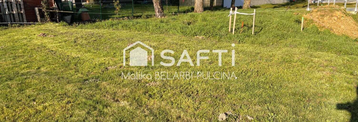 Terrain  708 m² à vendre à Saint-Mathurin (85150)