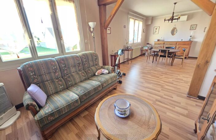 Pannes Sainte-Catherine – Maison sur sous-sol total avec beau potentiel — photo 4