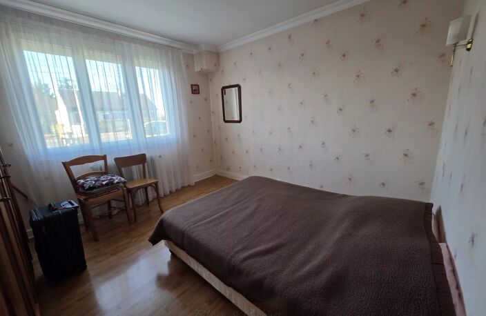 Pannes Sainte-Catherine – Maison sur sous-sol total avec beau potentiel — photo 5