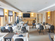 Hôtel bar restaurant au cœur de PARADISKI — photo 3