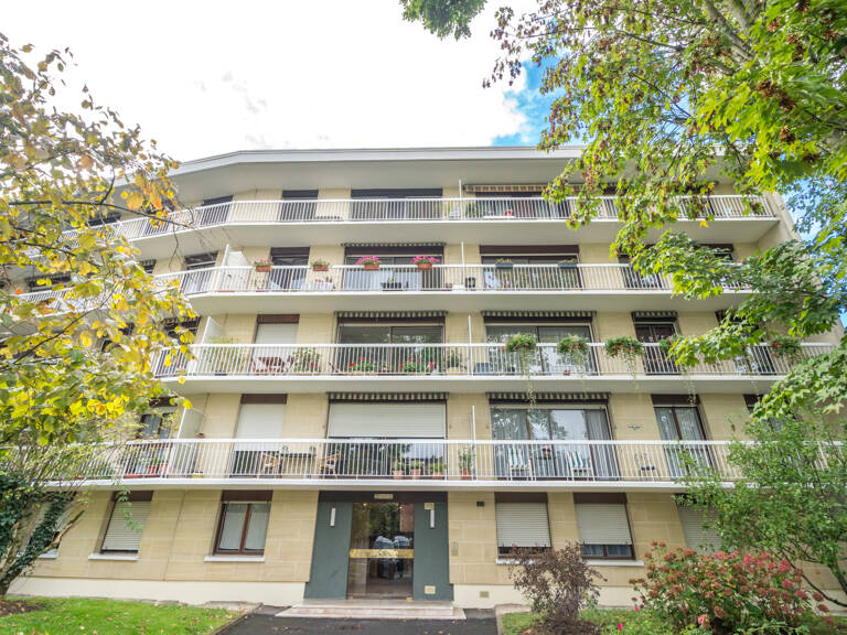 Beau studio meublé centre ville — photo 1
