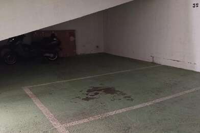 Garage  25000 €