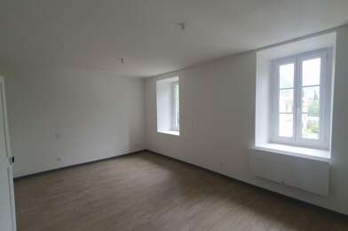 Appartement 3 pièces 700 €