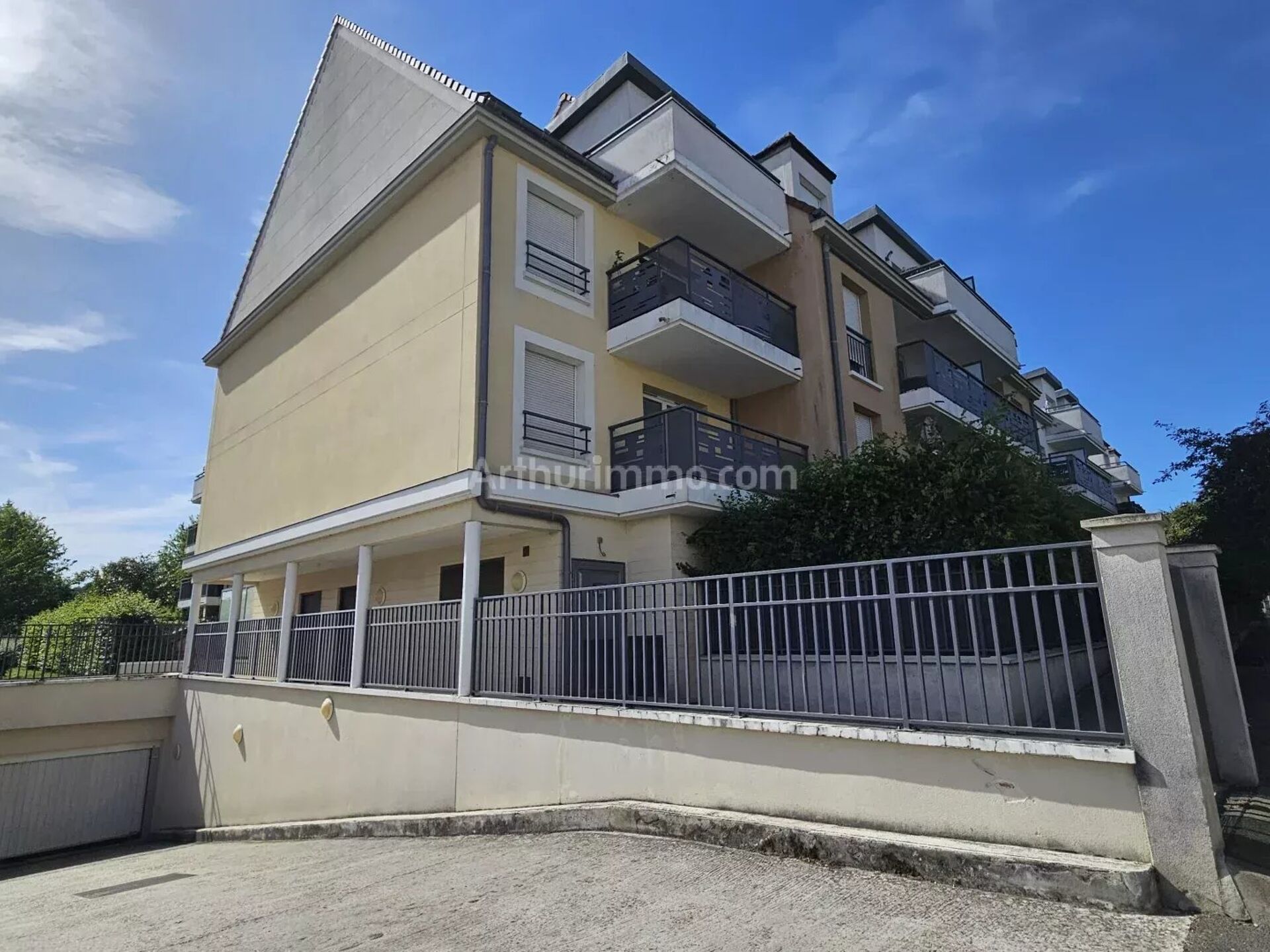 Appartement 3 pièces 64 m² · à Montlhéry · 64 m² · 220 000 €