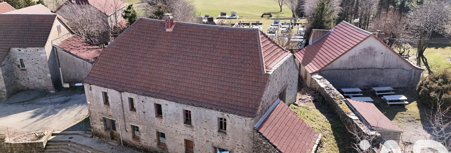 Maison 14 Pièces 354 m² à vendre à Lachamp-Raphaël (07530)