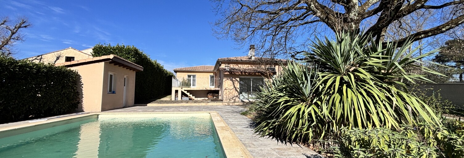 Maison 6 Pièces 127 m² à vendre à Saint-Julien-du-Serre (07200)