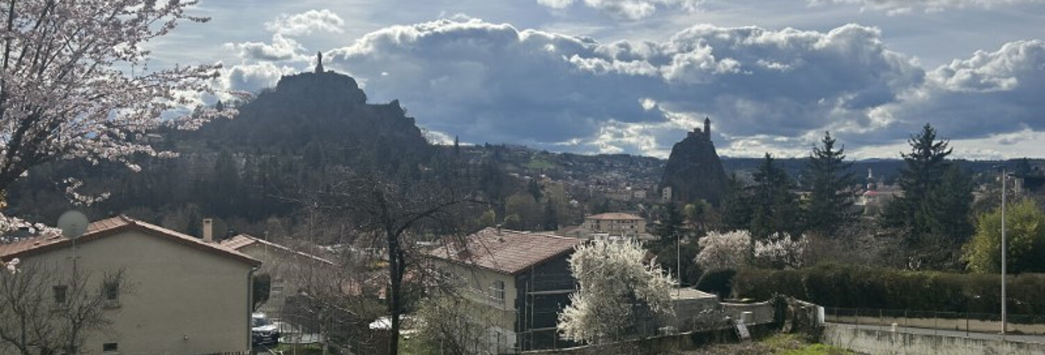 Terrain  820 m² à vendre à Aiguilhe (43000)