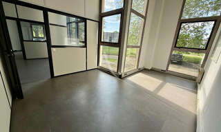 Commerce  73 m² à louer à Labège (31670)