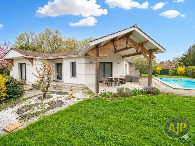 Maison Saucats 171 m2 — photo 1