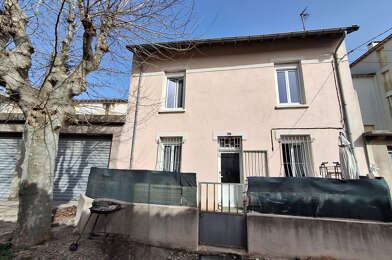 Maison 3 pièces 740 €