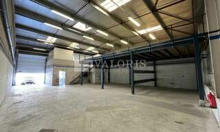 Commerce  390 m² à louer à Vitrolles (13127)