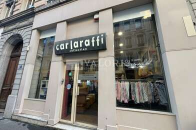 Commerce  30000 €