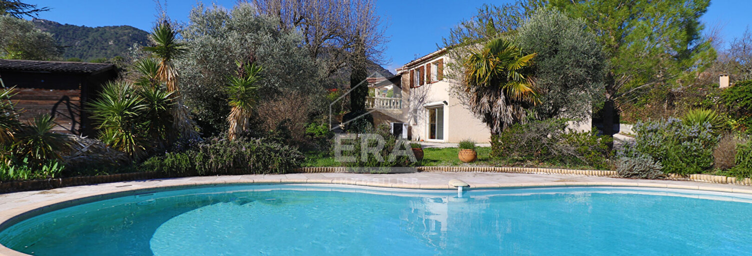 Maison 5 Pièces 137 m² à vendre à Saint-Savournin (13119)