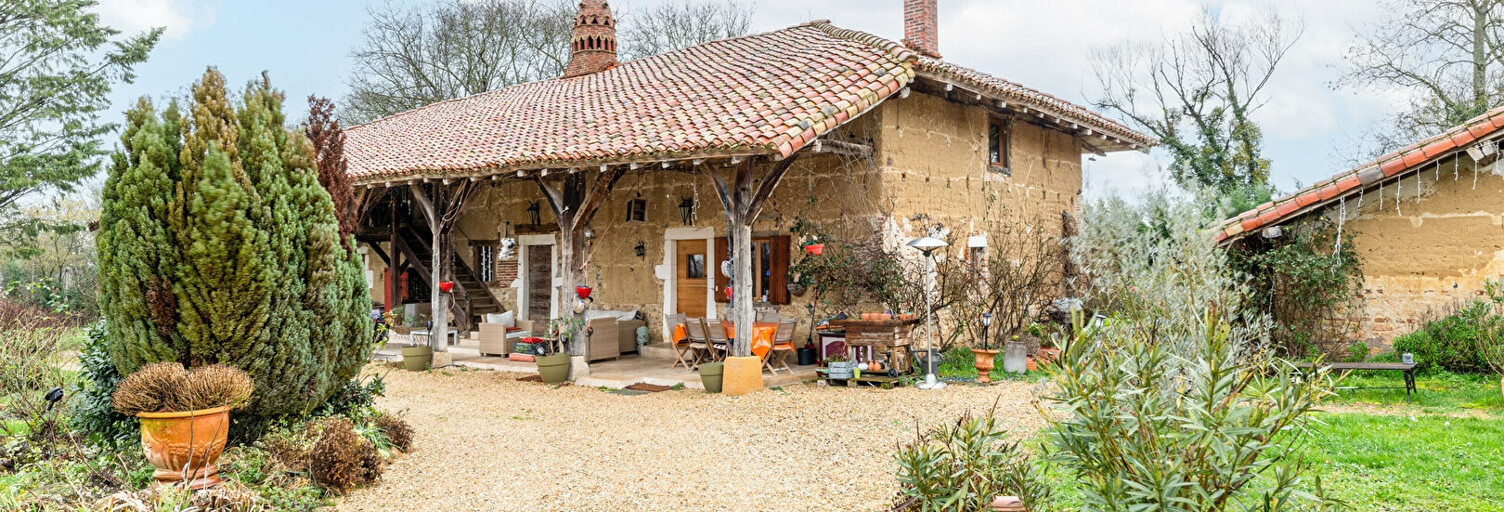 Maison 10 Pièces 290 m² à vendre à Saint-Étienne-sur-Reyssouze (01190)