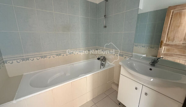 Appartement 2 pièces  à louer Nîmes 30900