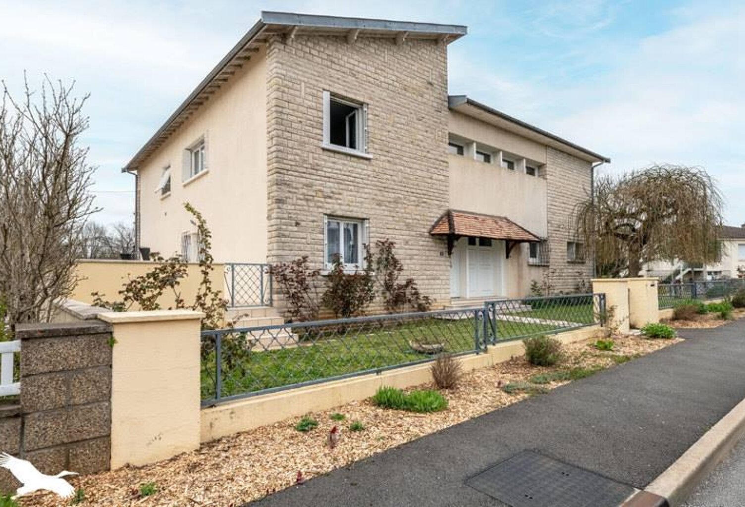Vente immeuble   Coulounieix-Chamiers (24660) — photo 1