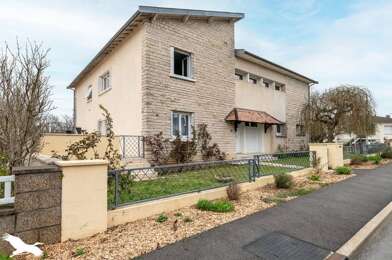 Immeuble  254800 €