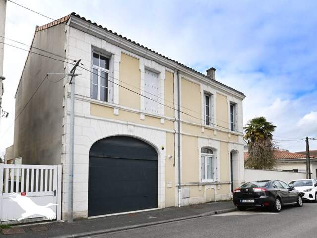 Maison de ville de 6 pièces principales — photo du bien