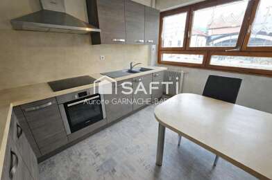Appartement 4 pièces 180000 €