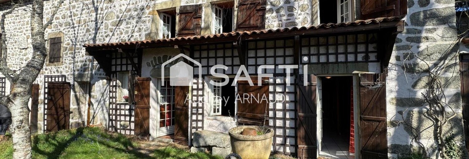 Maison 6 Pièces 155 m² à vendre à Charensat (63640)