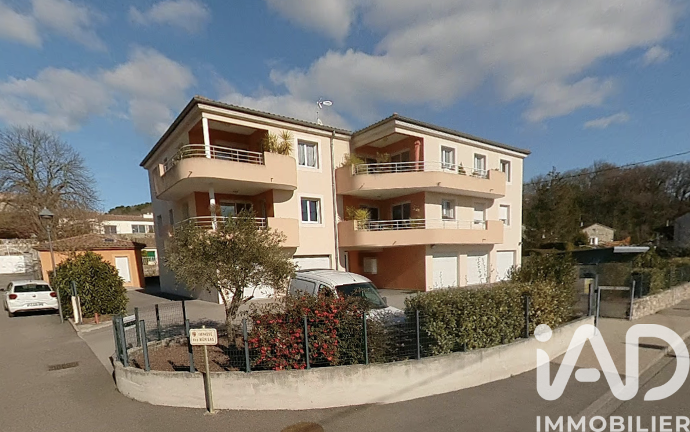 Vente Appartement 3 pièces - Photo 2