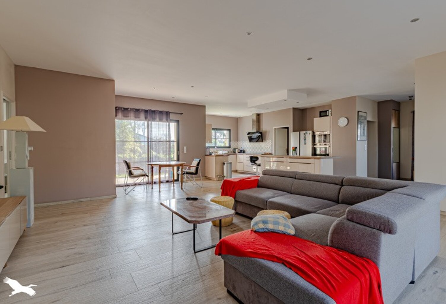 Contemporaine de 4 pièces principales — photo 1