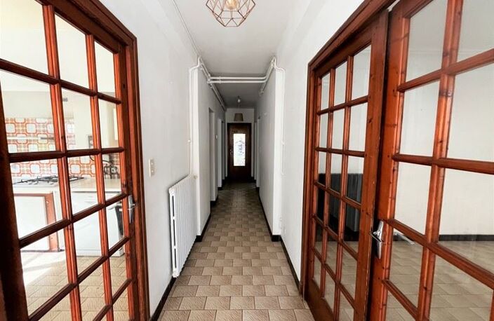 Traditionnelle de 8 pièces principales — photo 2
