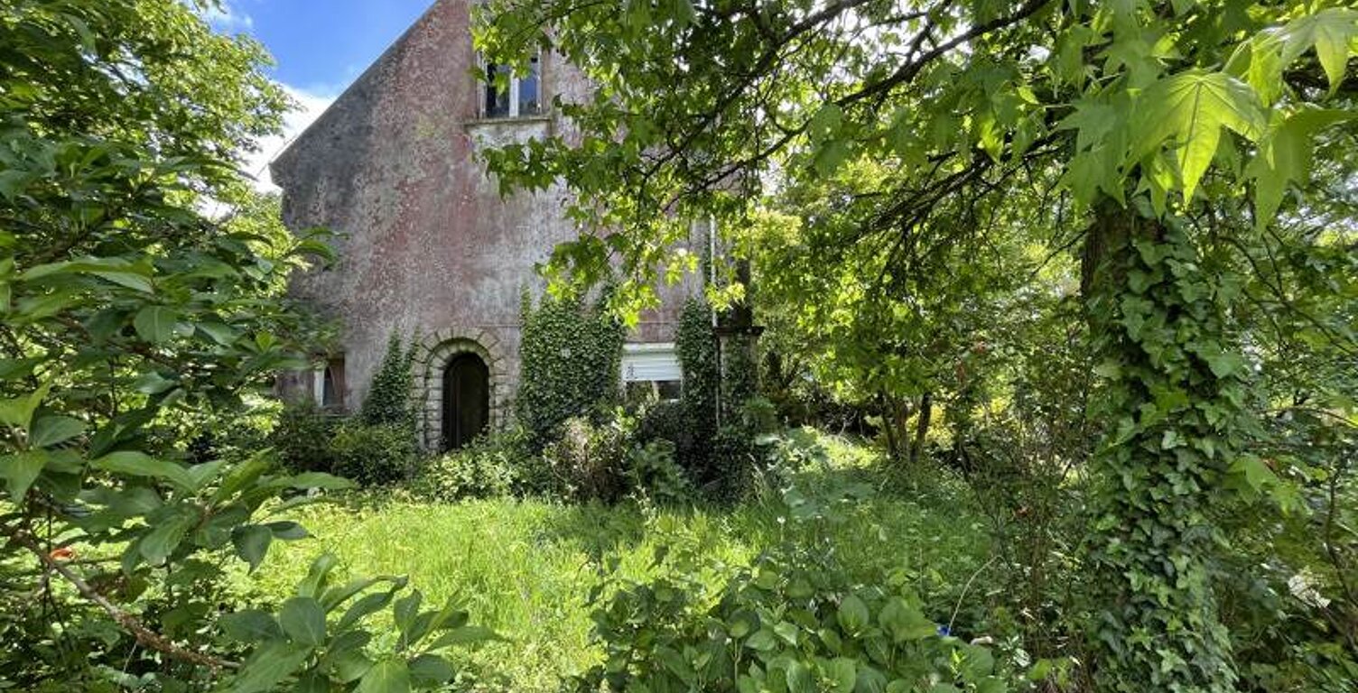 Vente maison 5 pièces 109 m² Saint-Hernin (29270) — photo 1