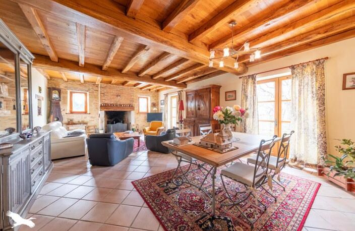 Maison en pierre de 7 pièces principales — photo 3