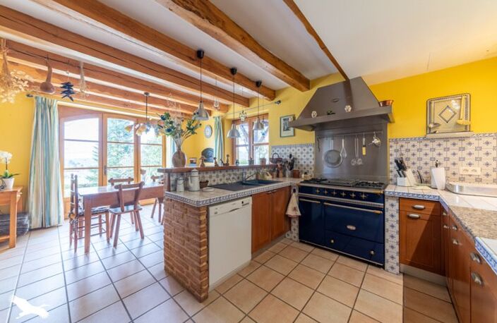 Maison en pierre de 7 pièces principales — photo 4