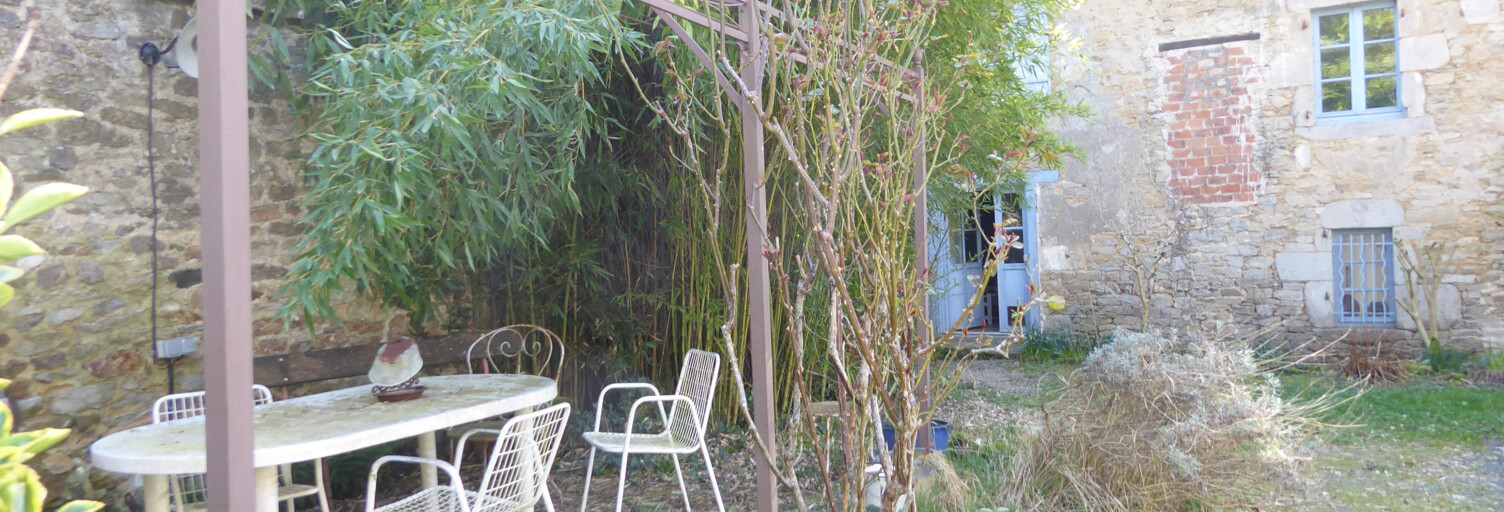 Maison 7 Pièces 214 m² à vendre à Linards (87130)