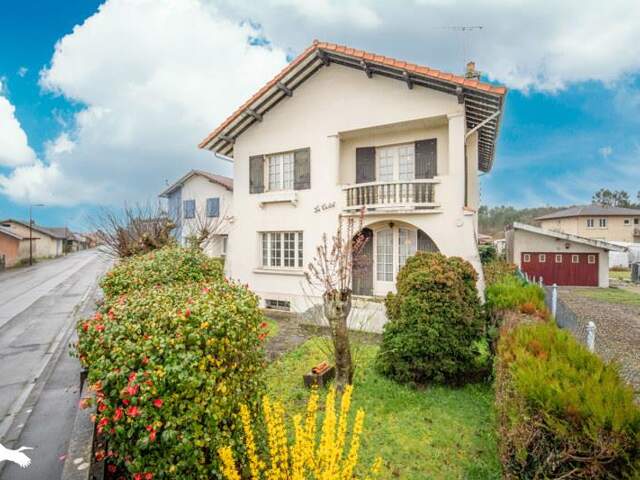 Maison de bourg de 4 pièces principales — photo du bien