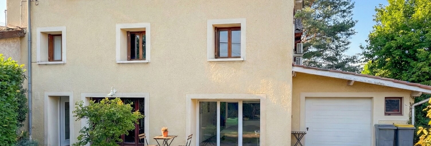 Maison 7 Pièces 180 m² à vendre à Vaugneray (69670)