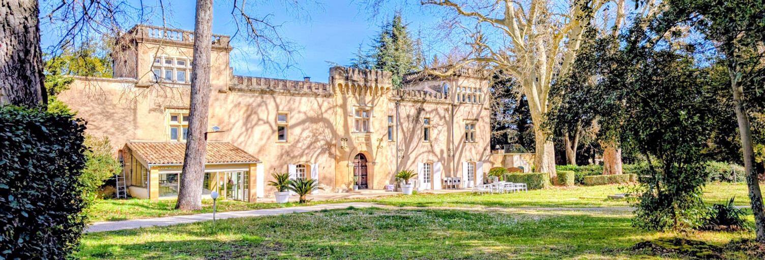 Maison 40 Pièces 1000 m² à vendre à Chusclan (30200)