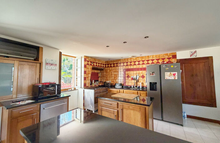 Ensemble immobilier au centre historique de Saint Jean Pied — photo 4